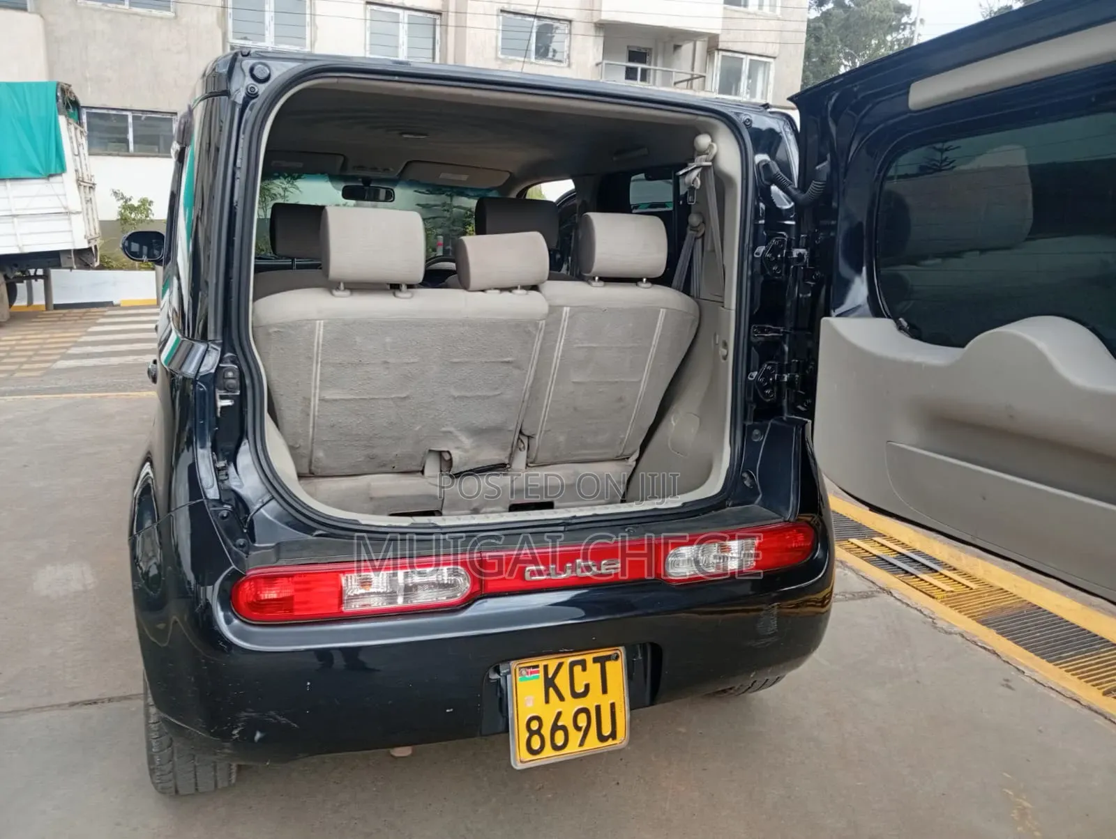 Nissan Cube 2011 Black