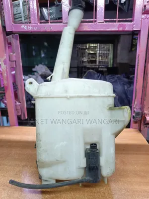 Complete Washertank/Washerbottle Toyota Premio 240