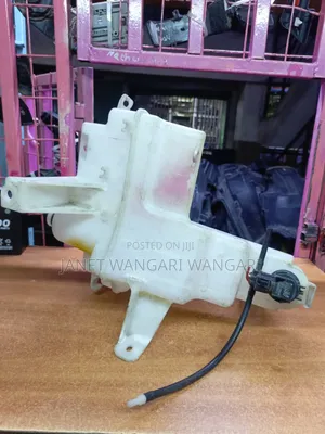 Toyota RAV4 New Model Washerbottle/Washertank