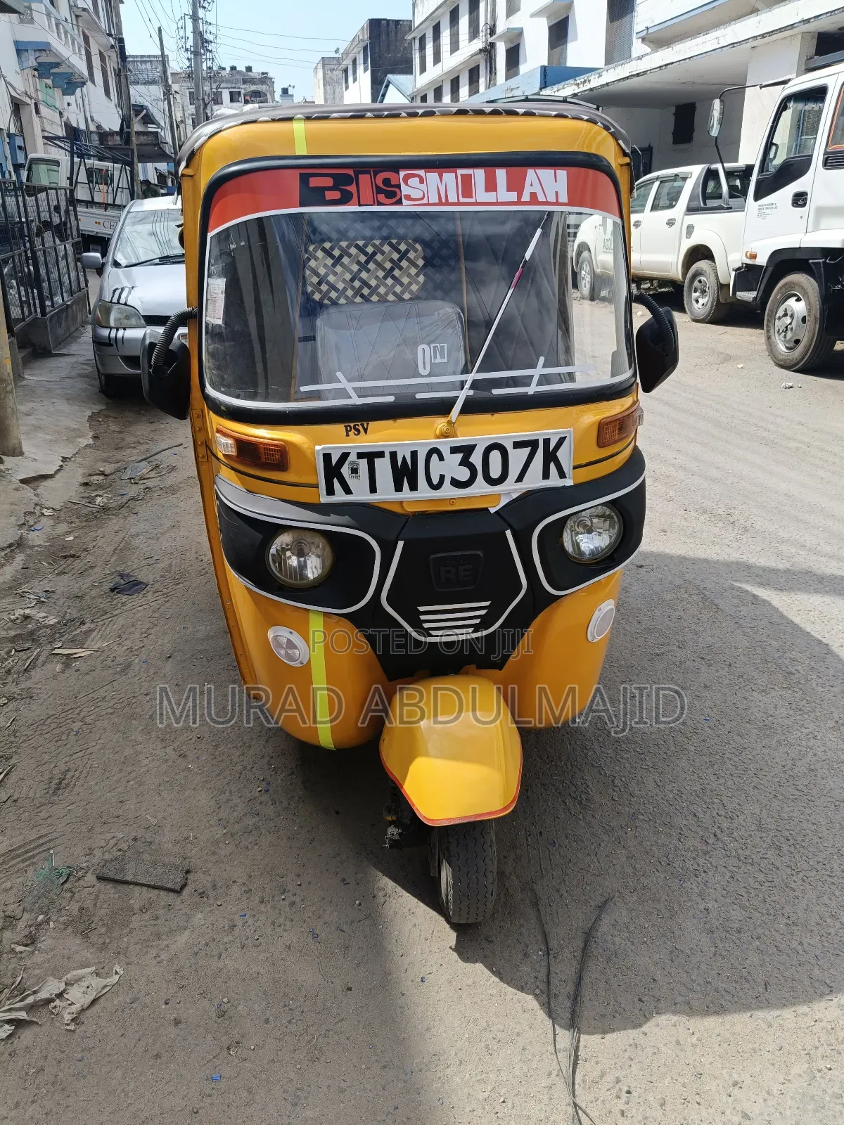 Bajaj RE 2022 Yellow