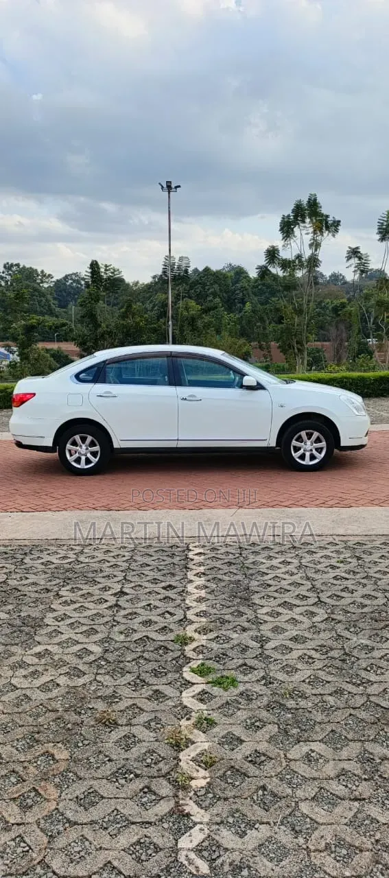 Nissan Bluebird 2012 White