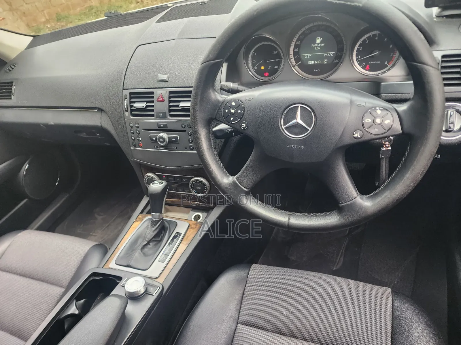 Mercedes-Benz C200 2010 White