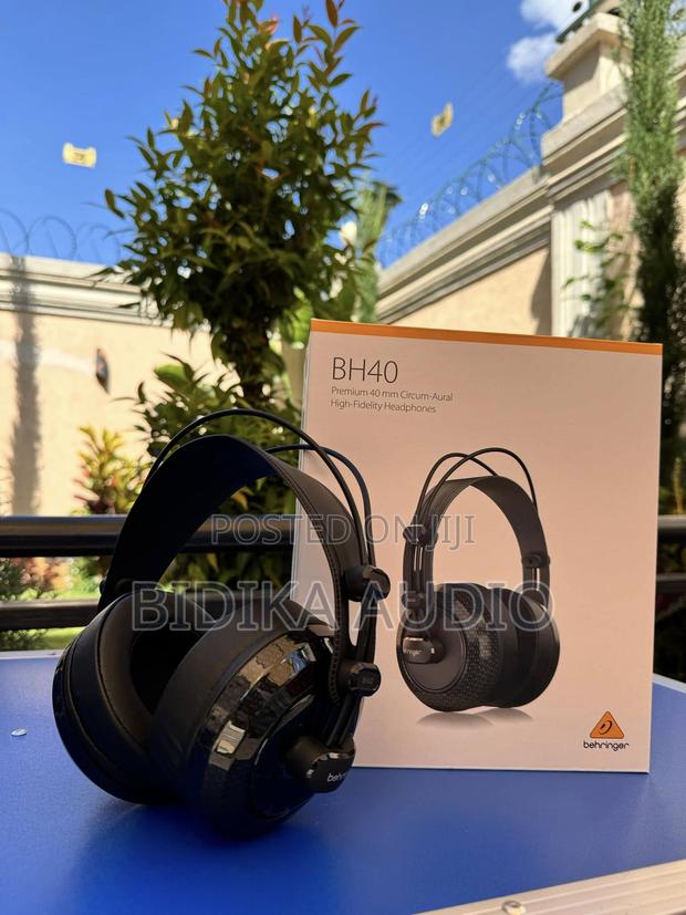 Behringer BH40 Premium Circum-Aural High-Fidelity Headphones