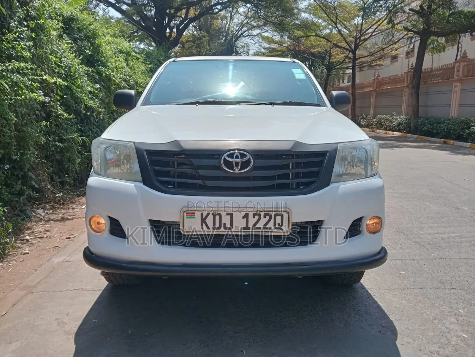 Toyota Hilux 2013 White