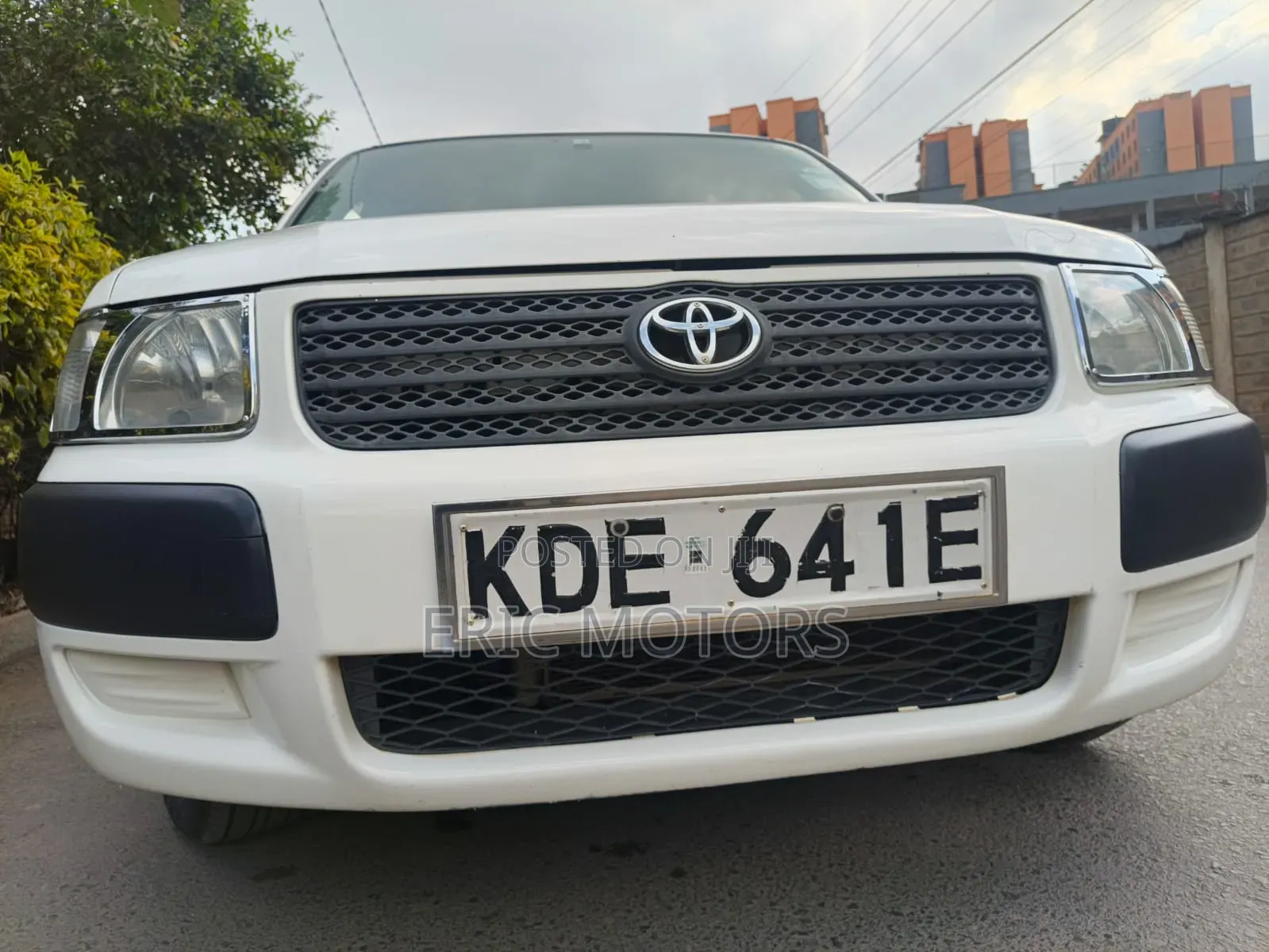 Toyota Succeed SV Premium 2014 White