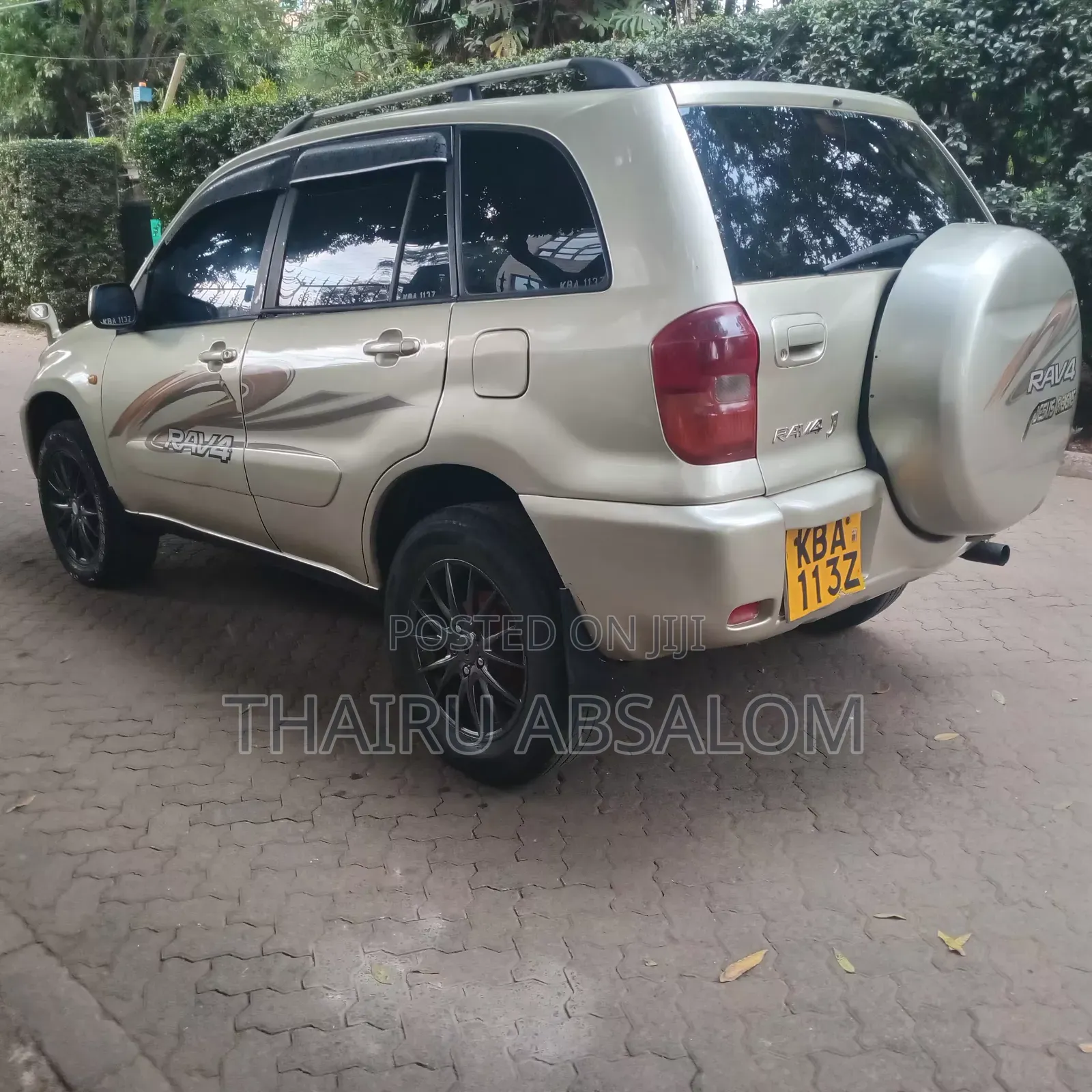 Toyota RAV4 2001 Gold