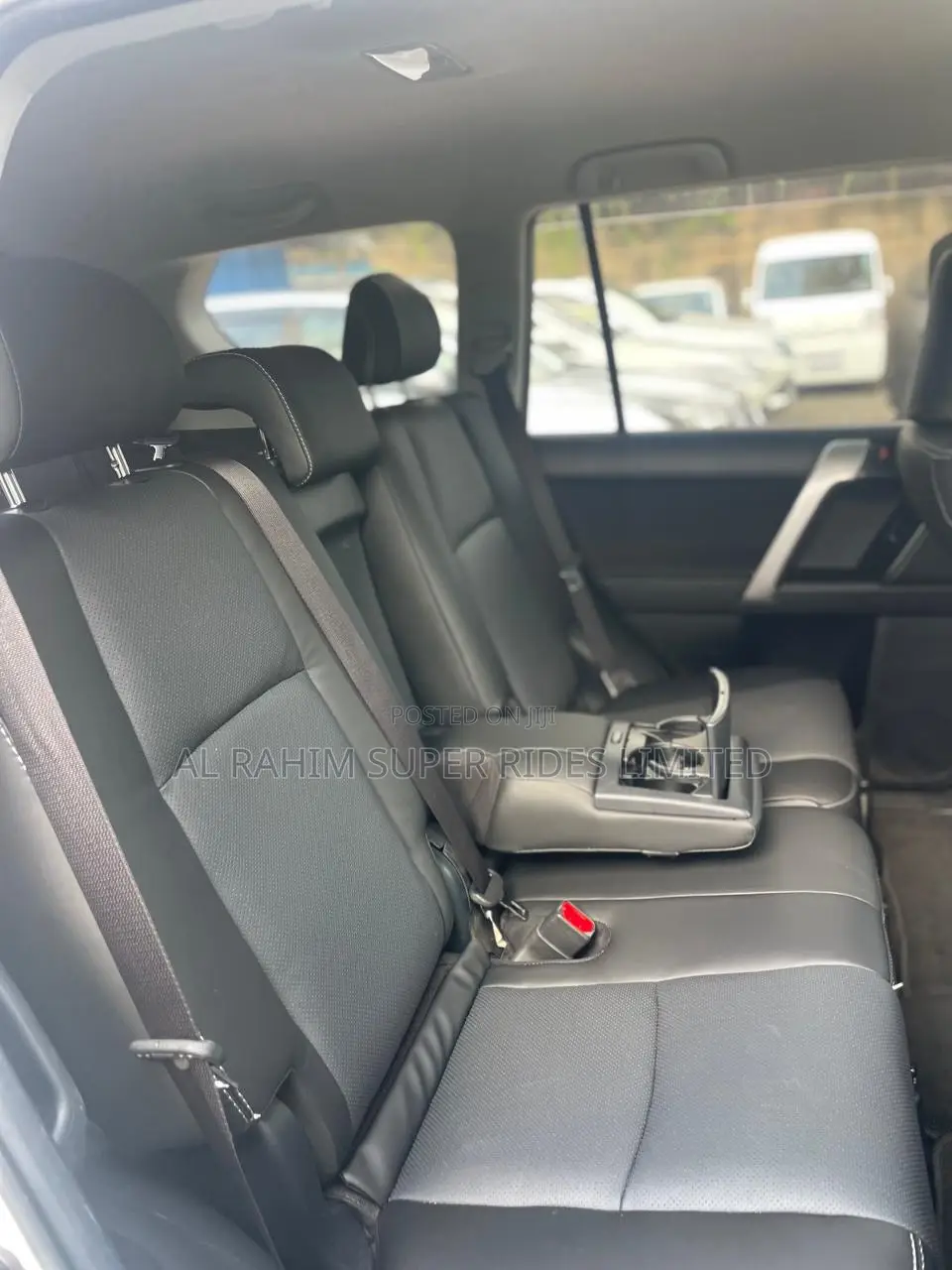 Toyota Land Cruiser Prado 2.7 2019 White