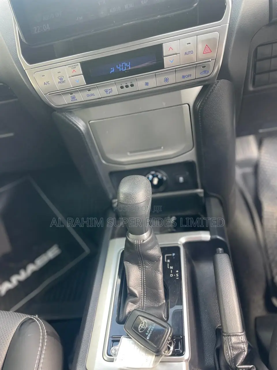 Toyota Land Cruiser Prado 2.7 2019 White