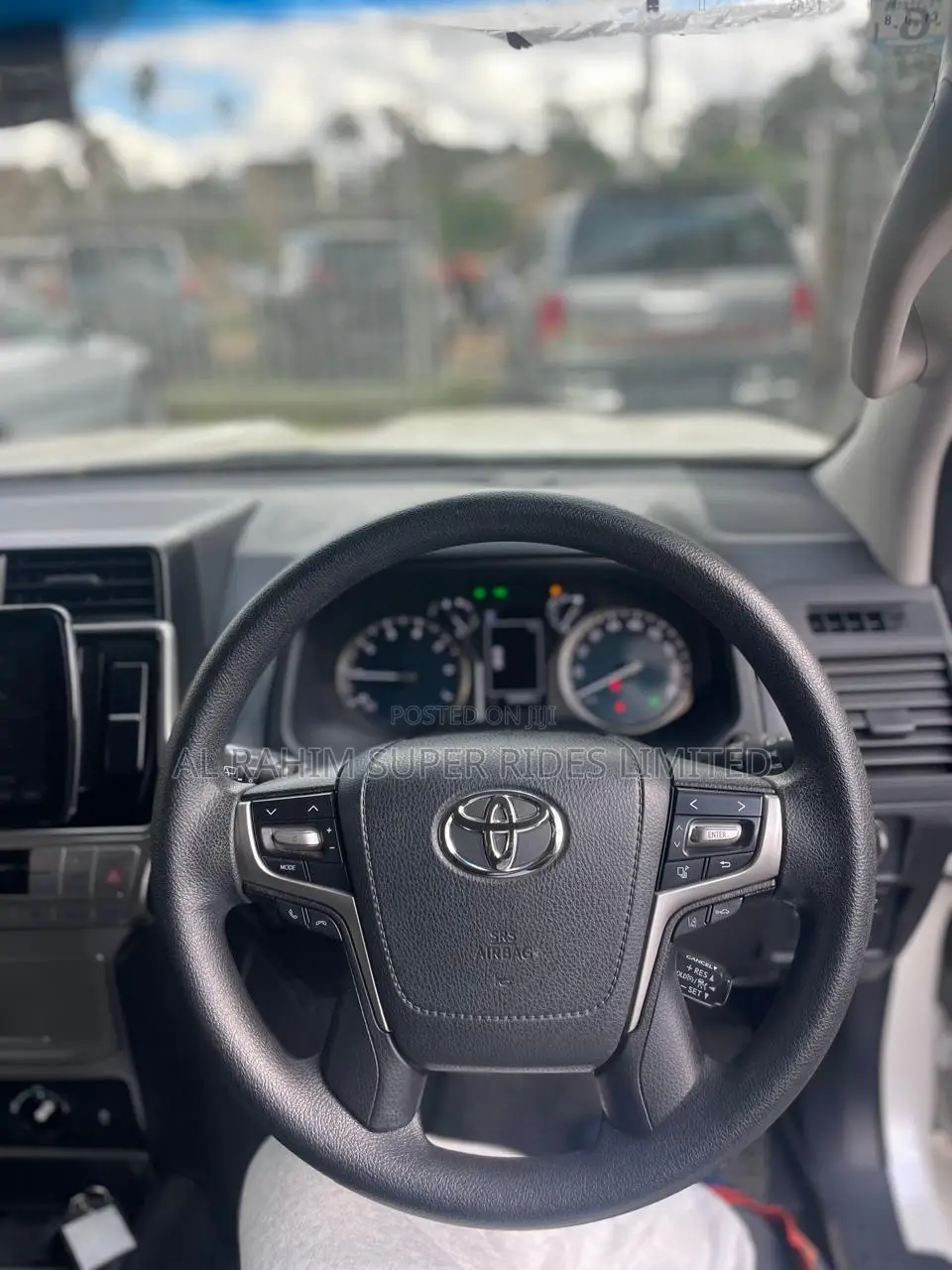 Toyota Land Cruiser Prado 2.7 2019 White