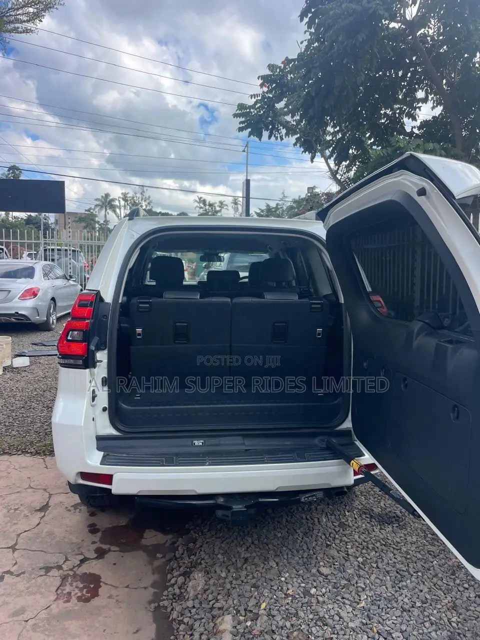Toyota Land Cruiser Prado 2.7 2019 White