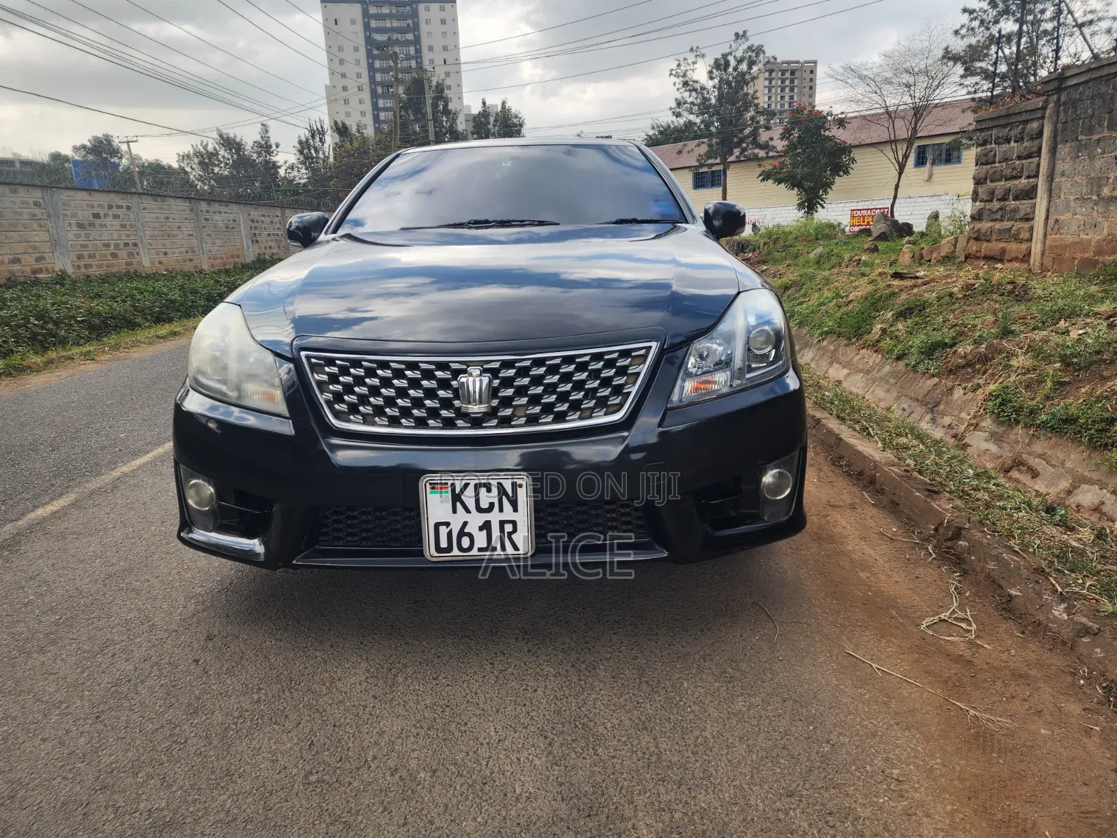 Toyota Crown 2011 Black