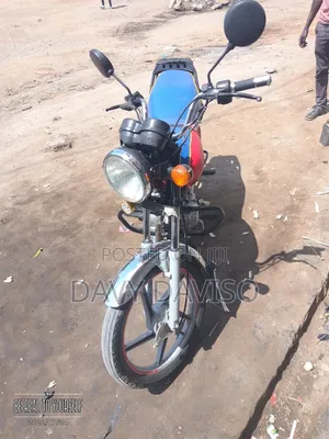 Bajaj Boxer 100 2018 Red