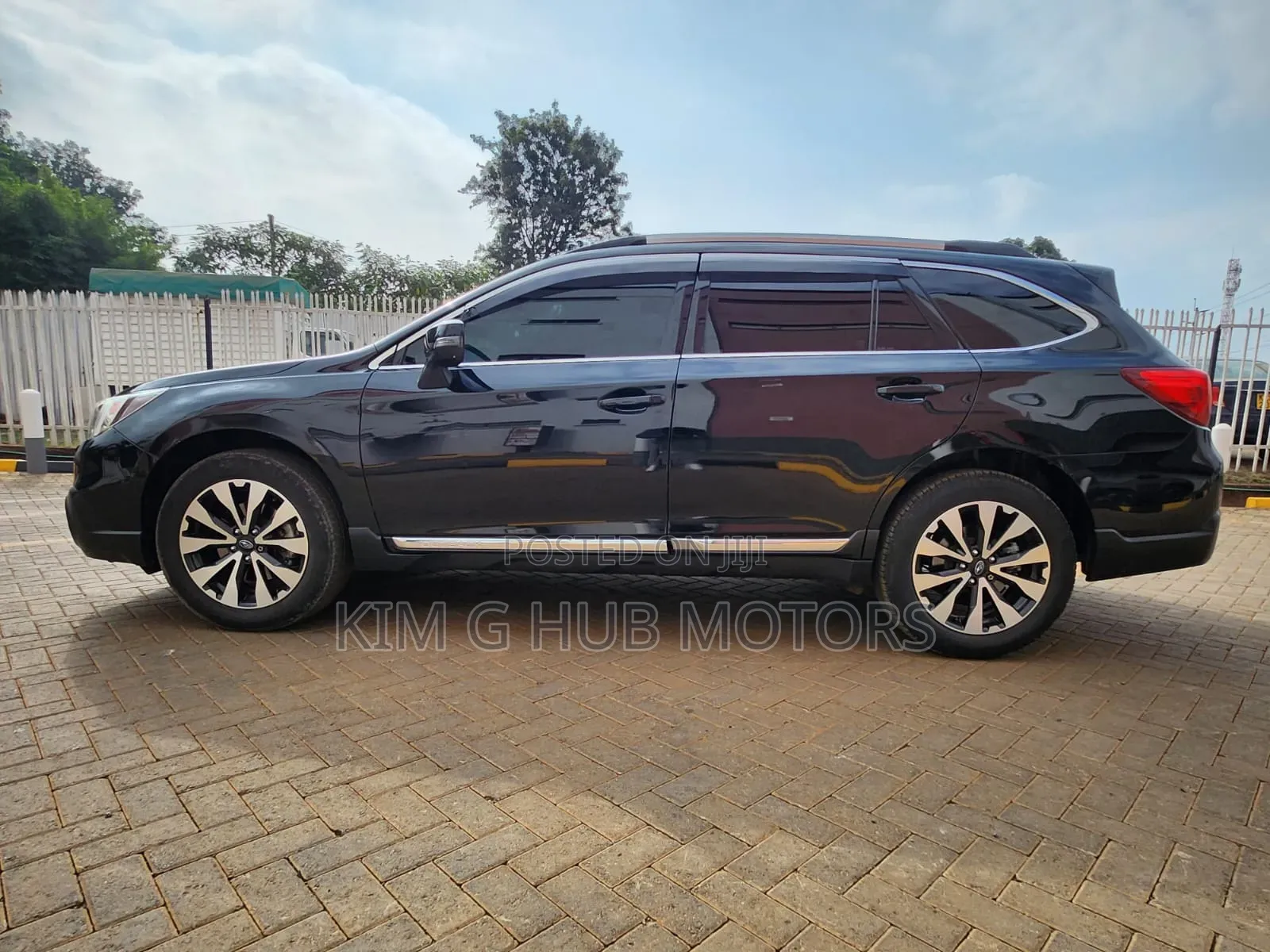 Subaru Outback 2017 Black
