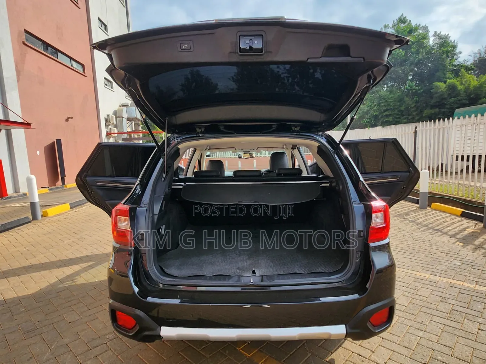 Subaru Outback 2017 Black