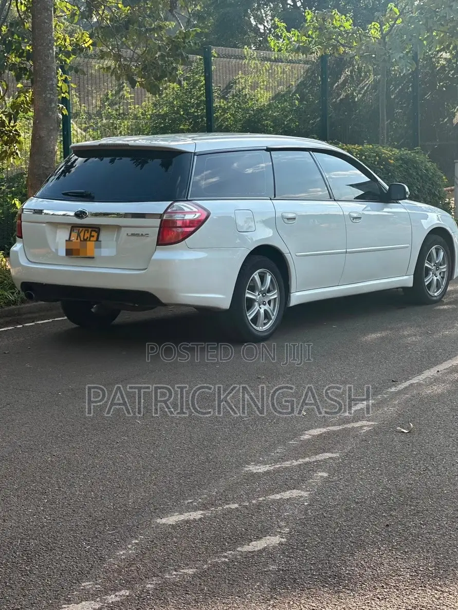 Subaru Legacy 2008 White