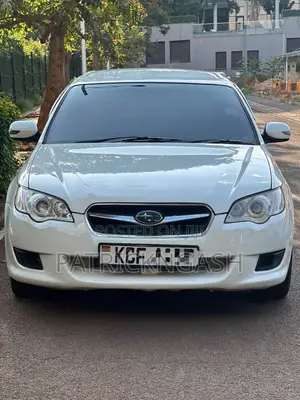 Subaru Legacy 2008 White