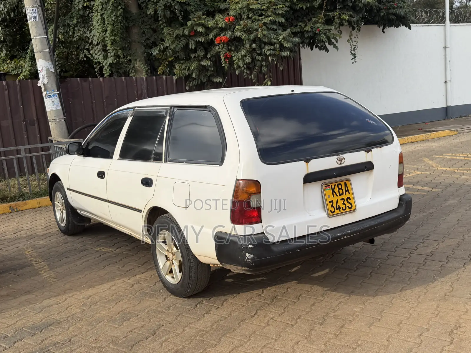Toyota Corolla 2002 White