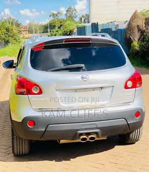 Nissan Dualis 2012 Silver