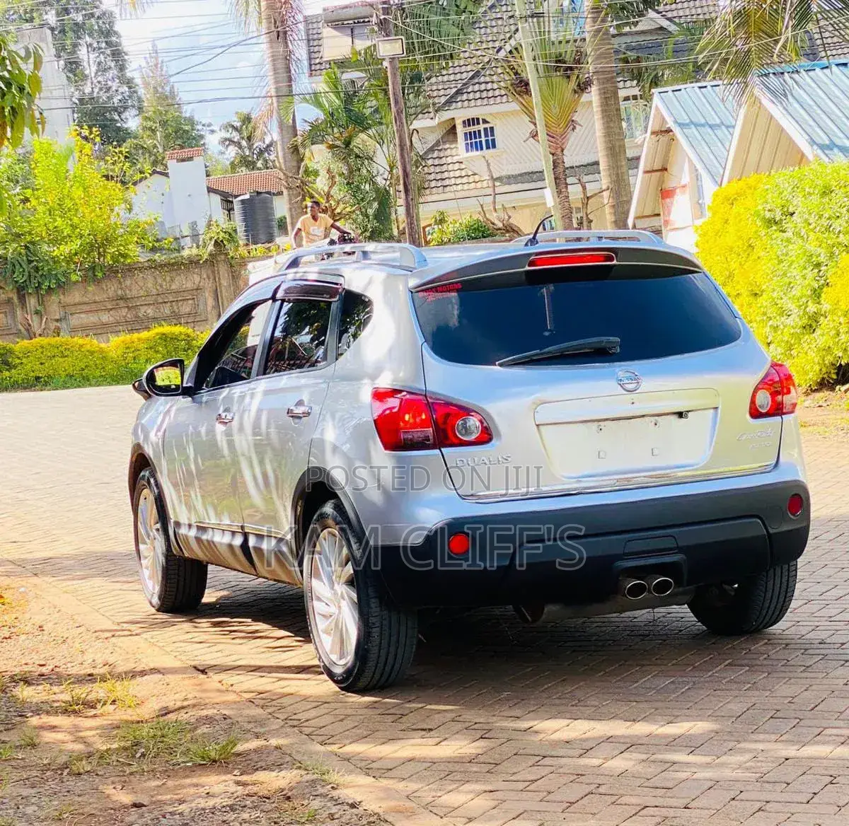 Nissan Dualis 2012 Silver