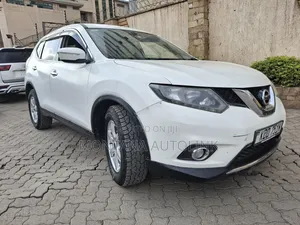 Nissan X-Trail 2.0 Petrol AWD 2015 White