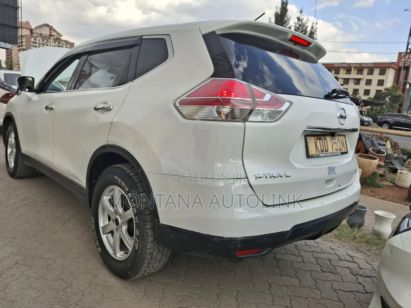 Nissan X-Trail 2.0 Petrol AWD 2015 White