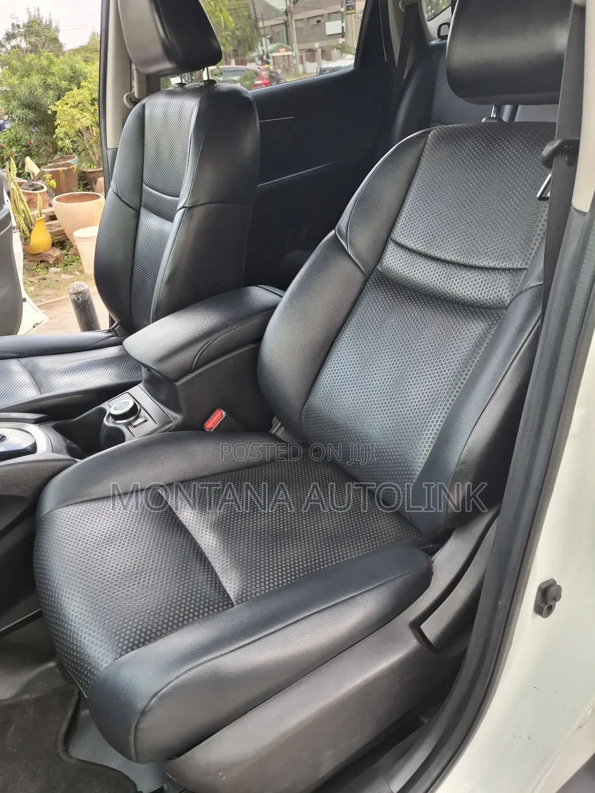 Nissan X-Trail 2.0 Petrol AWD 2015 White