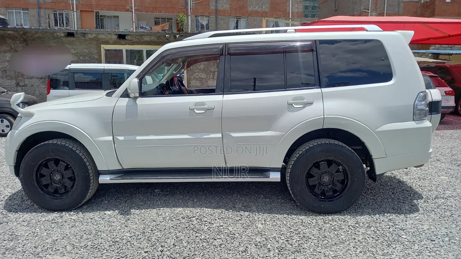 Mitsubishi Pajero 2018 White