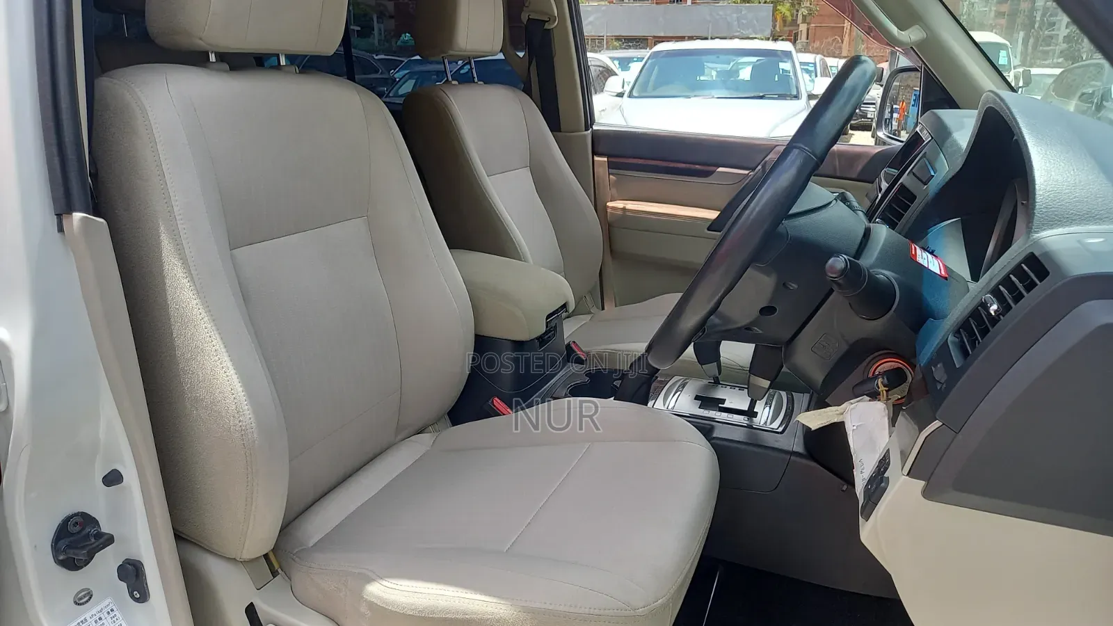 Mitsubishi Pajero 2018 White