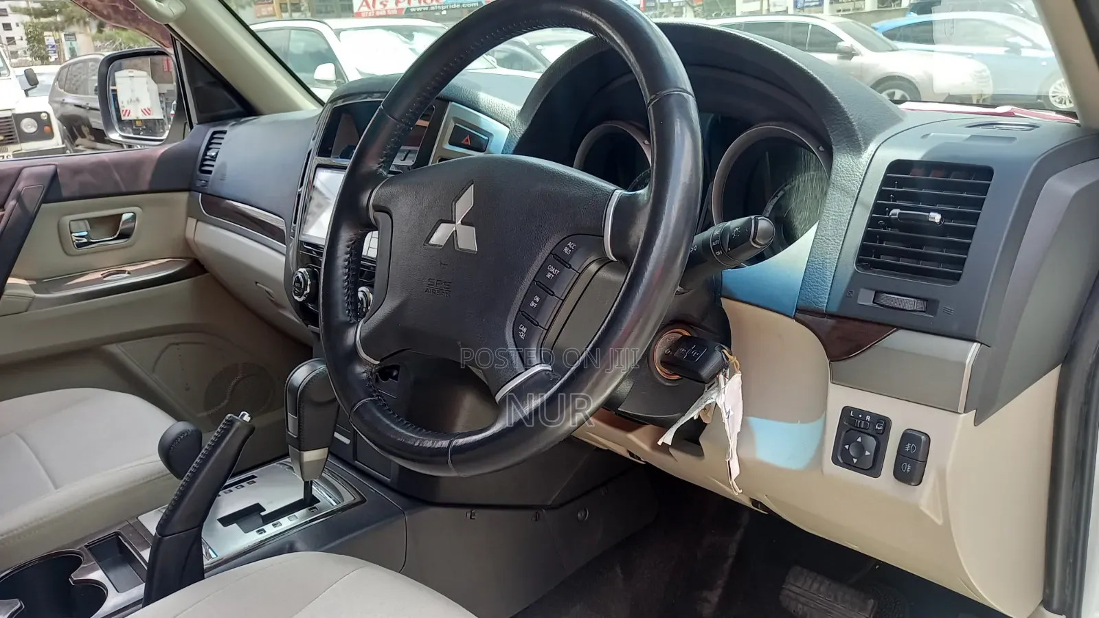 Mitsubishi Pajero 2018 White
