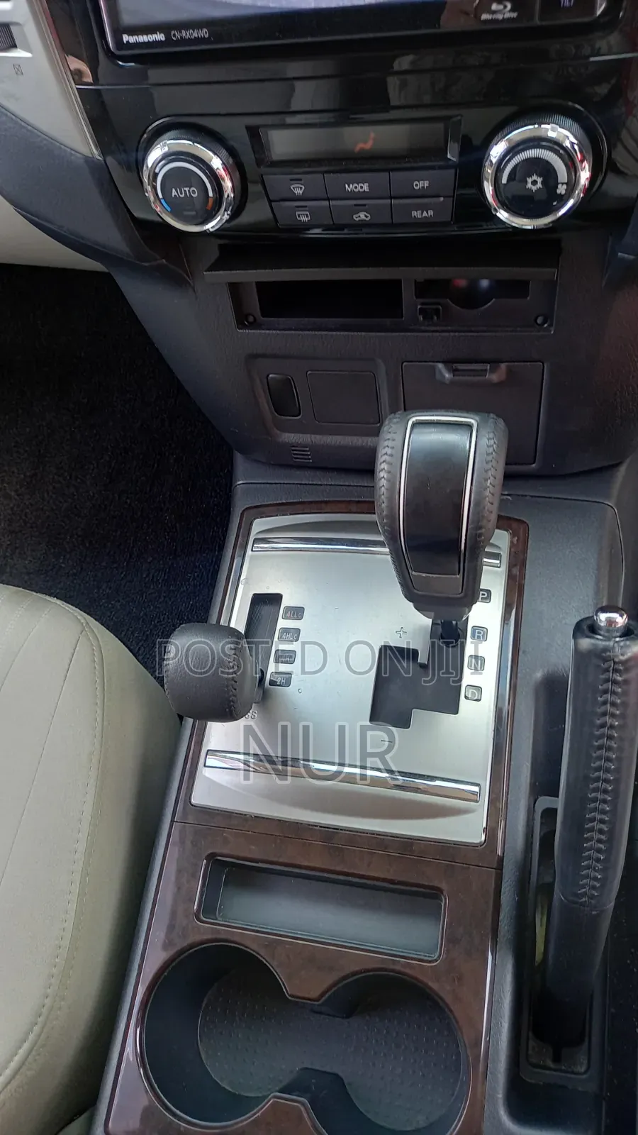 Mitsubishi Pajero 2018 White