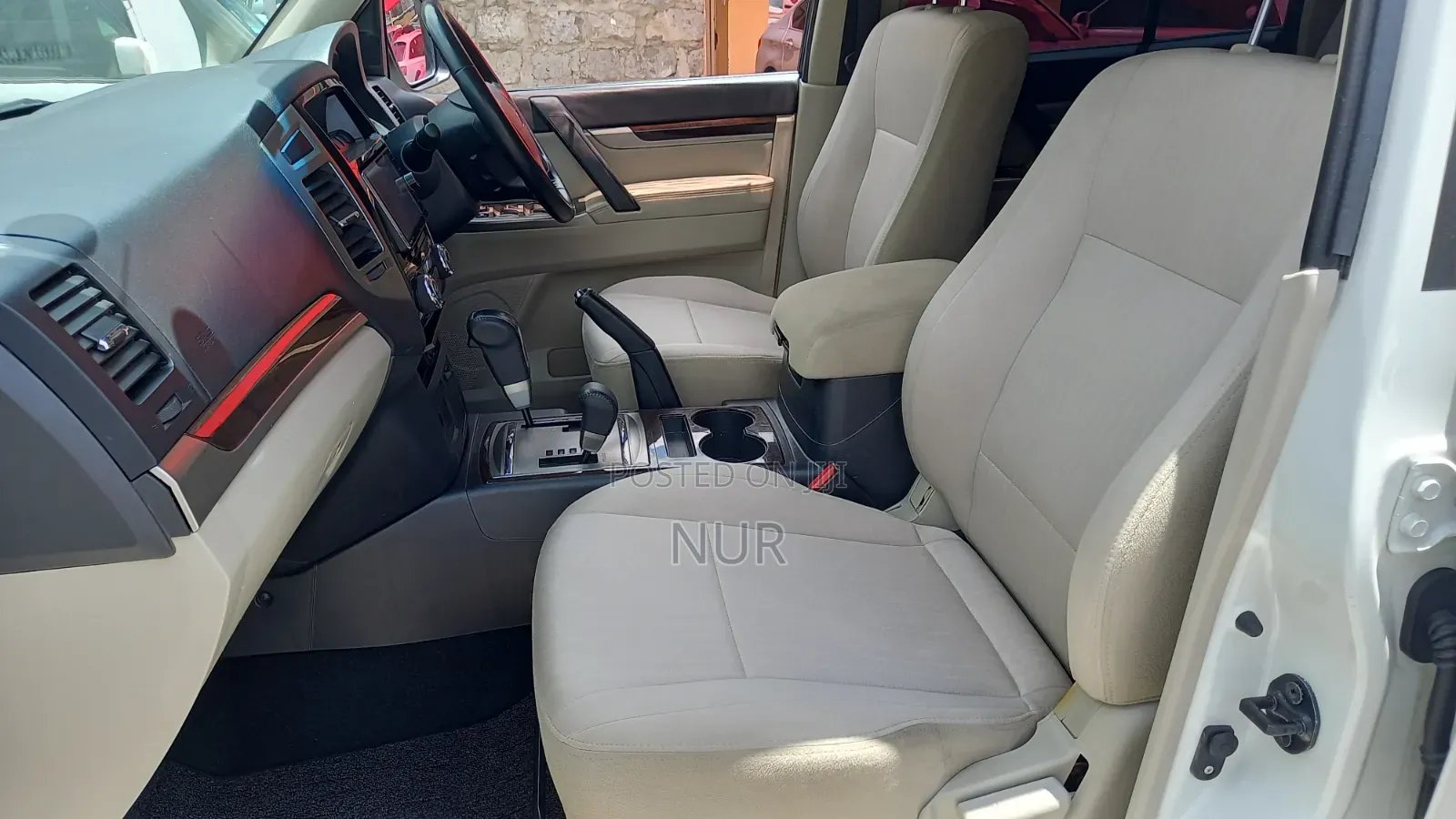 Mitsubishi Pajero 2018 White