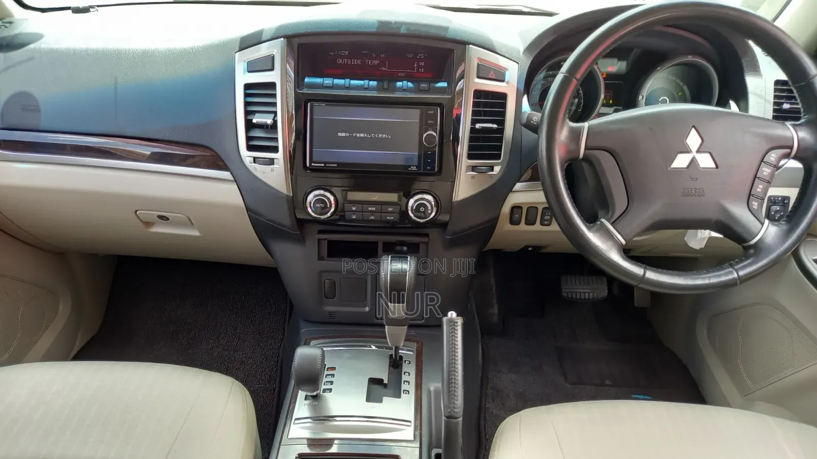 Mitsubishi Pajero 2018 White