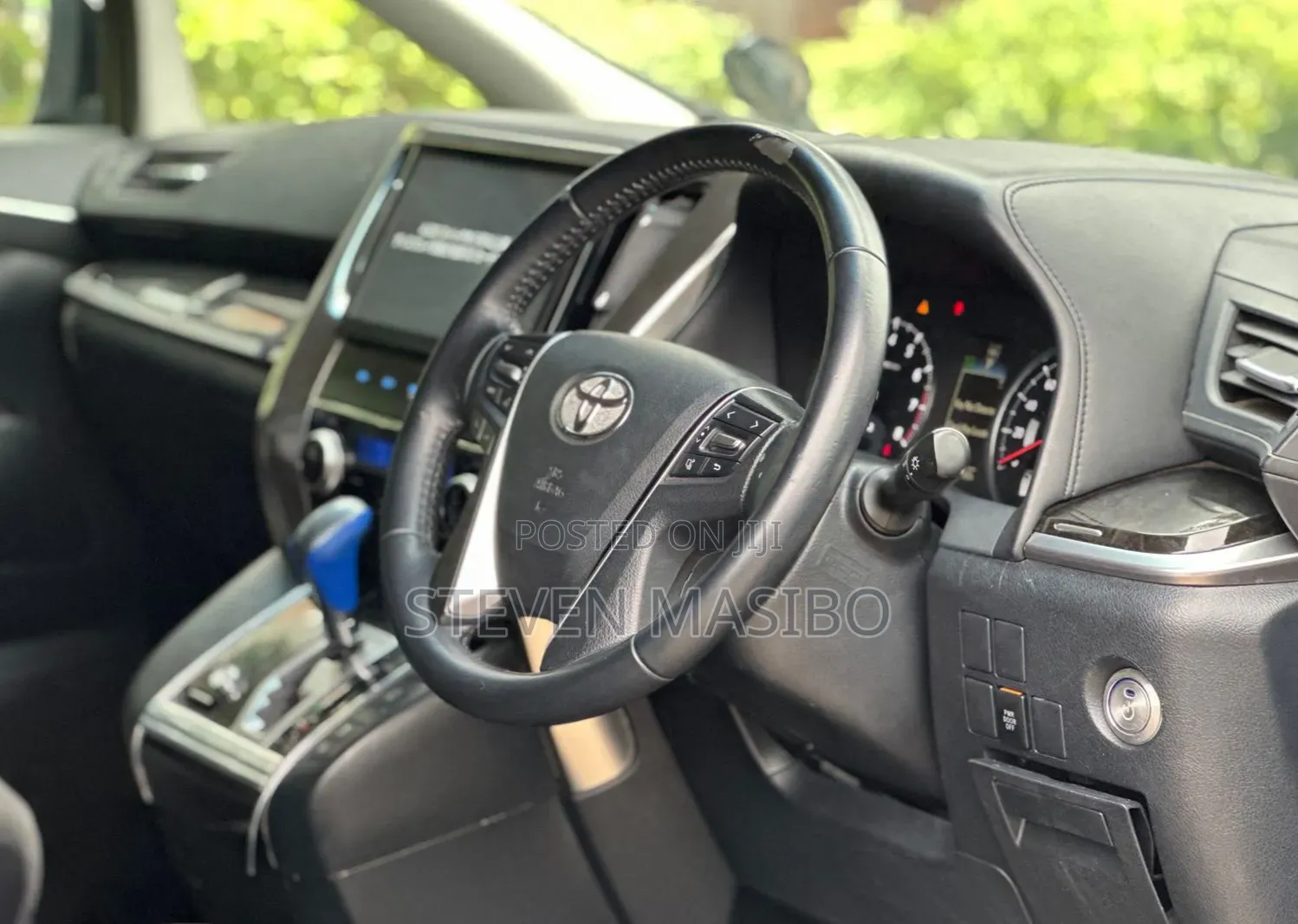 Toyota Alphard 2.5 Petrol FWD 2017 Black