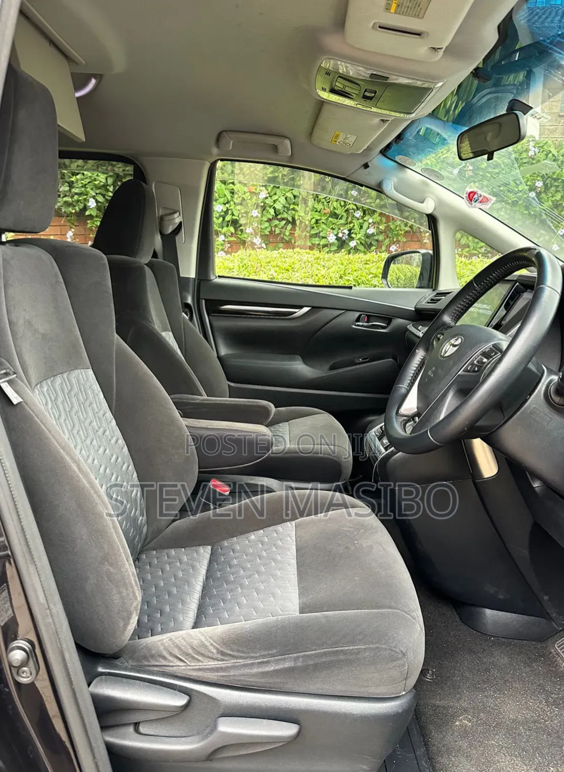 Toyota Alphard 2.5 Petrol FWD 2017 Black