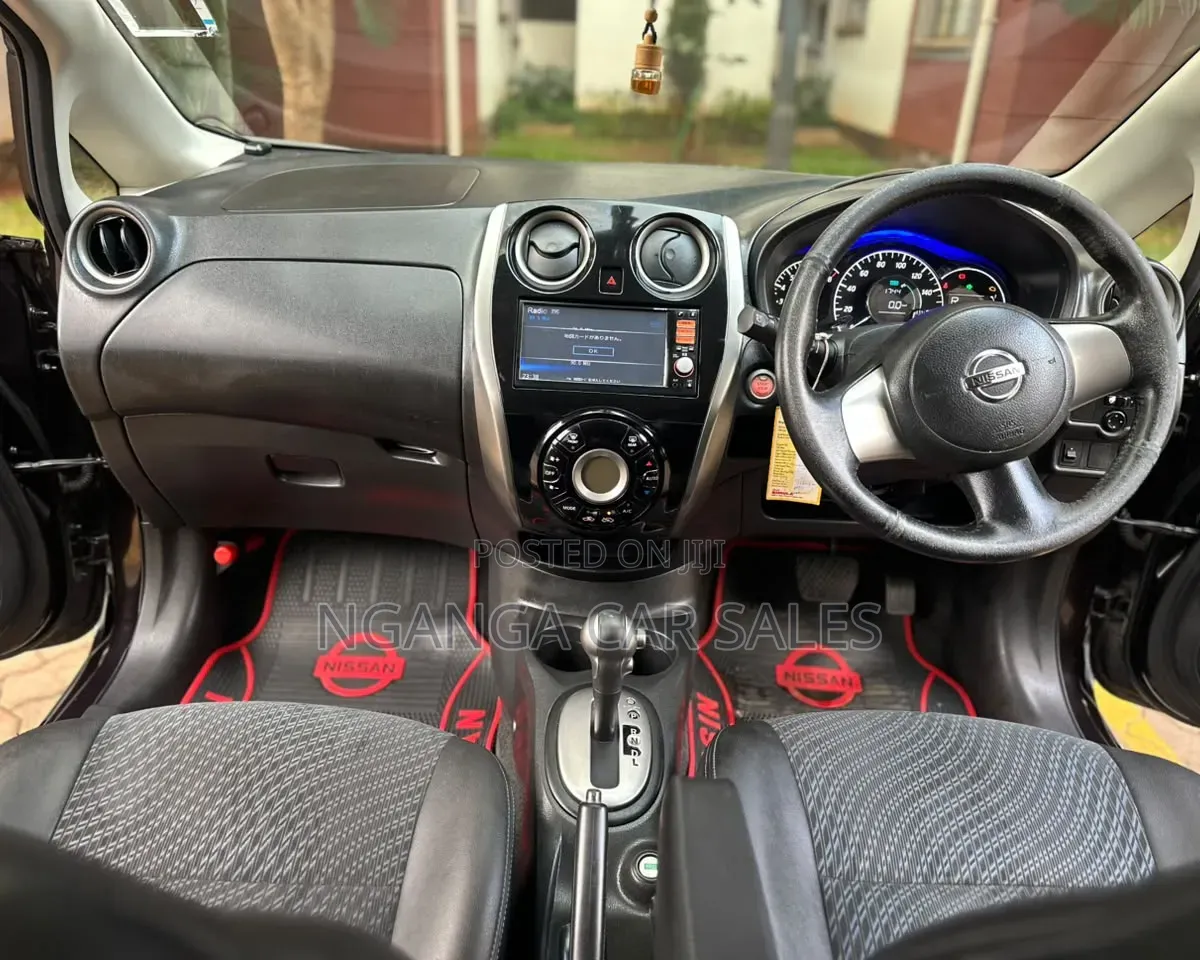 Nissan Note 2013 Maroon