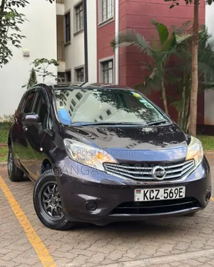 Nissan Note 2013 Maroon