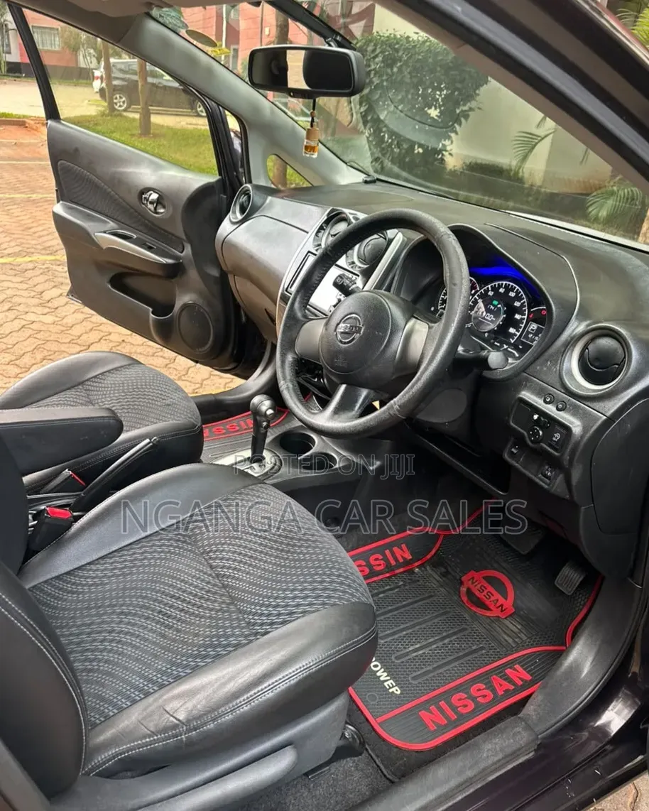 Nissan Note 2013 Maroon