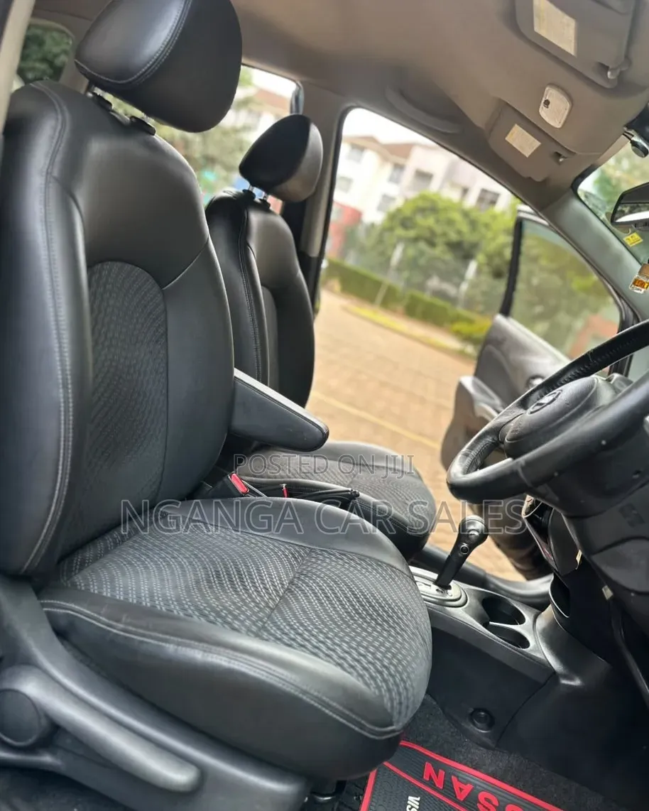 Nissan Note 2013 Maroon