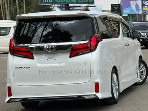 Toyota Alphard 2.5 Petrol FWD 2019 White