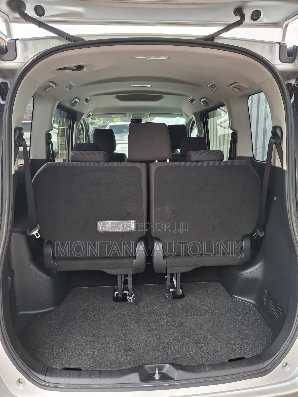 Toyota Noah 2.0 FWD (8 Seater) 2020 Silver