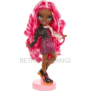 Rainbow High Fashion Doll - Daria Roselyn
