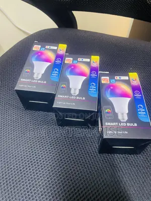 Multifunctional 9w Tuya Smart LED Bulb With Adjustable Brightness