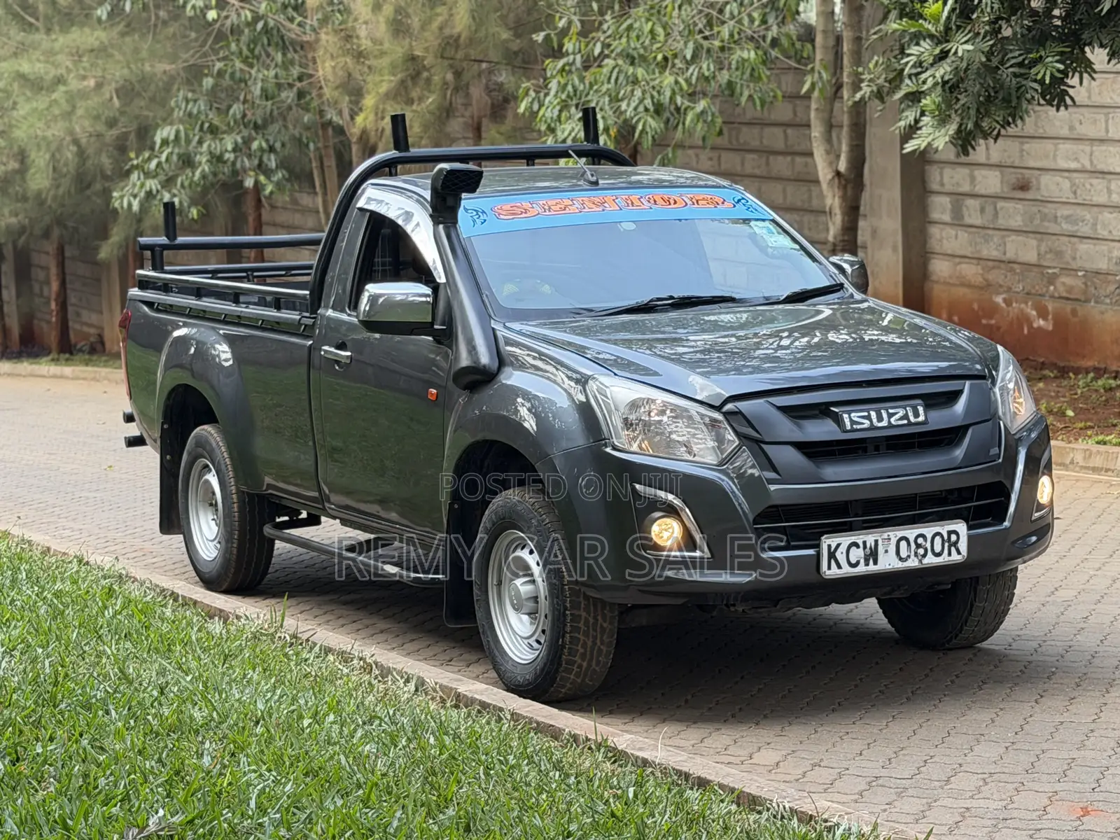 Isuzu D-MAX 2019 Gray