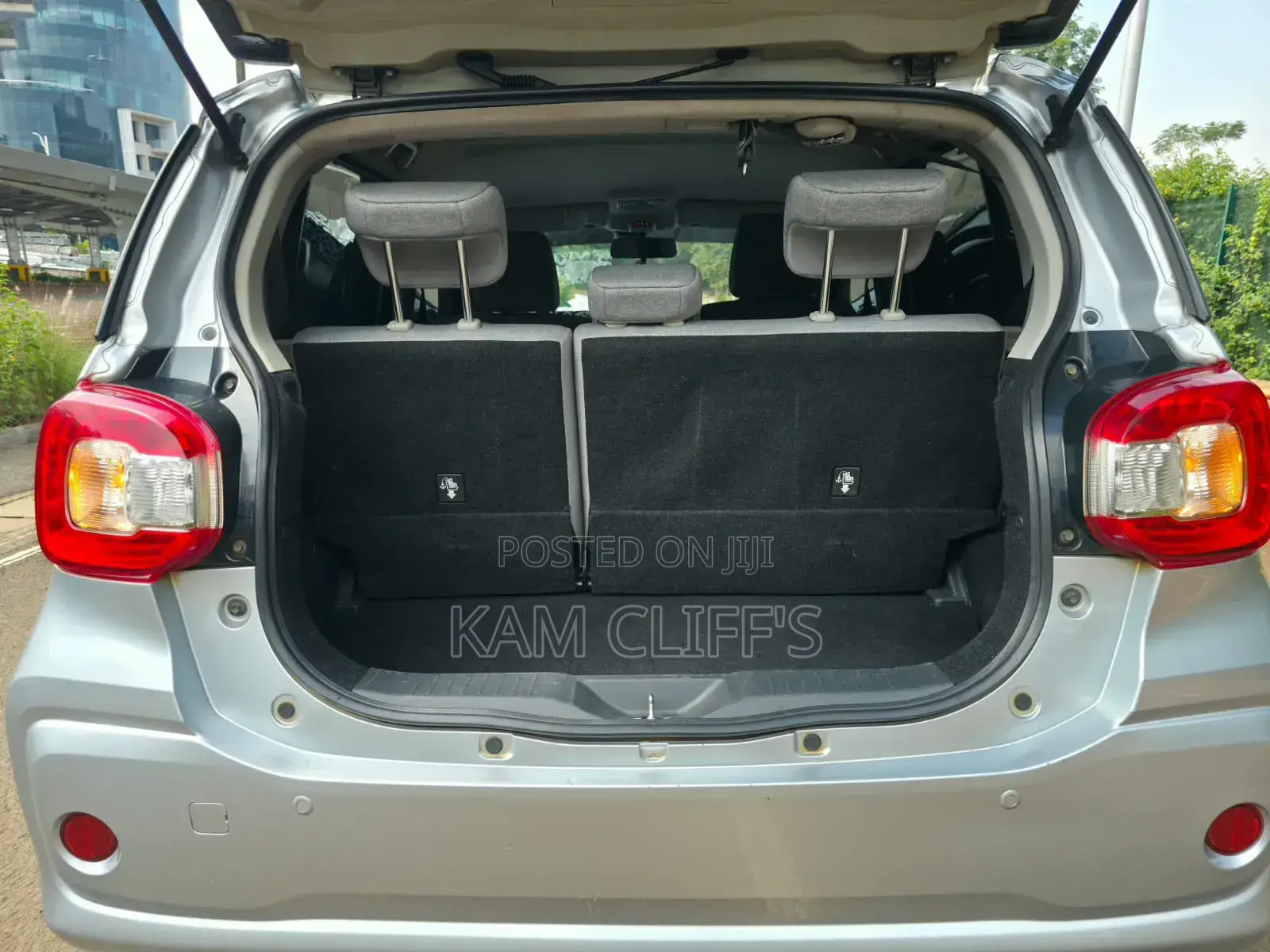 Toyota Passo 2018 Silver