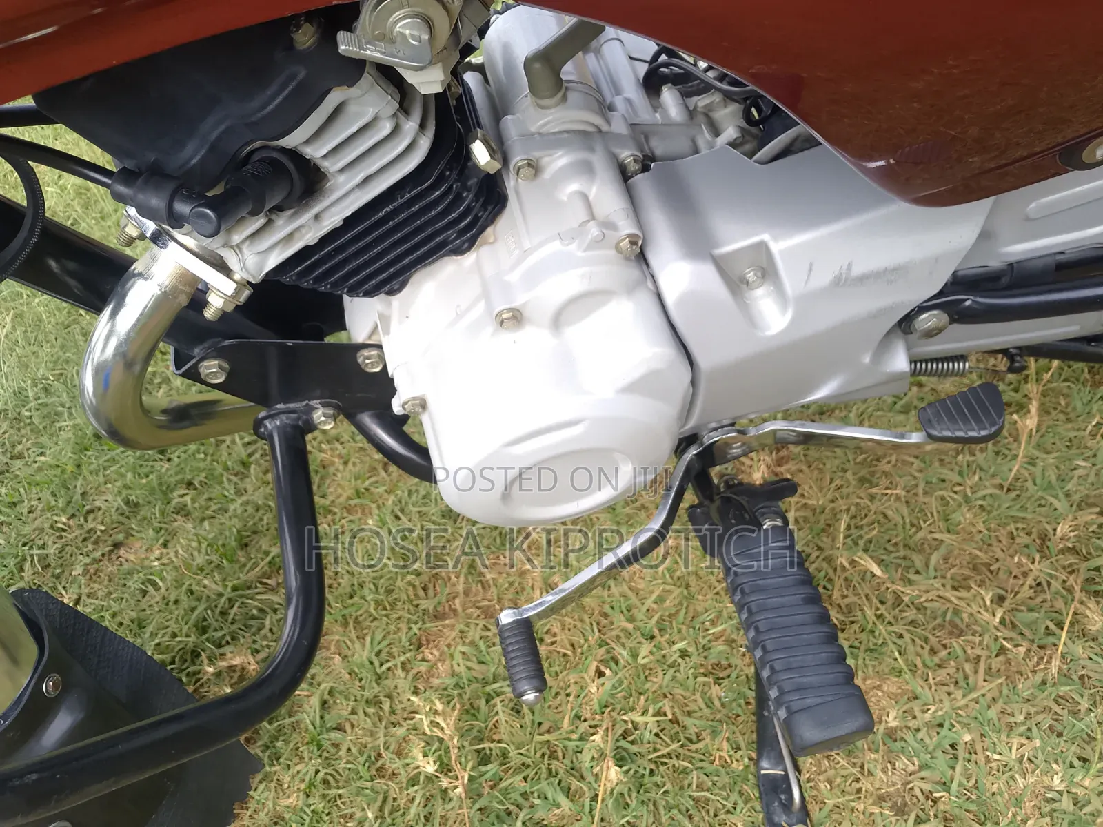 Bajaj Boxer 100 2025 Red