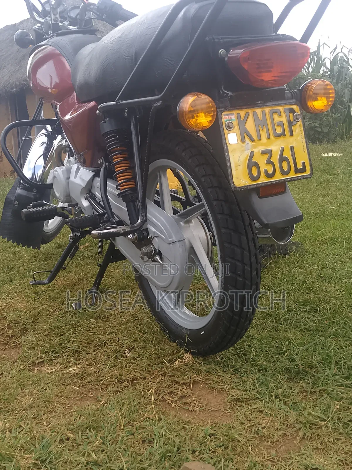 Bajaj Boxer 100 2025 Red