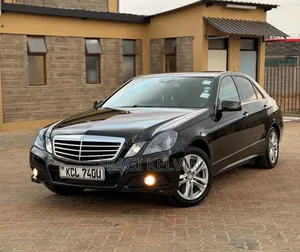 Mercedes-Benz E350 2010 Brown