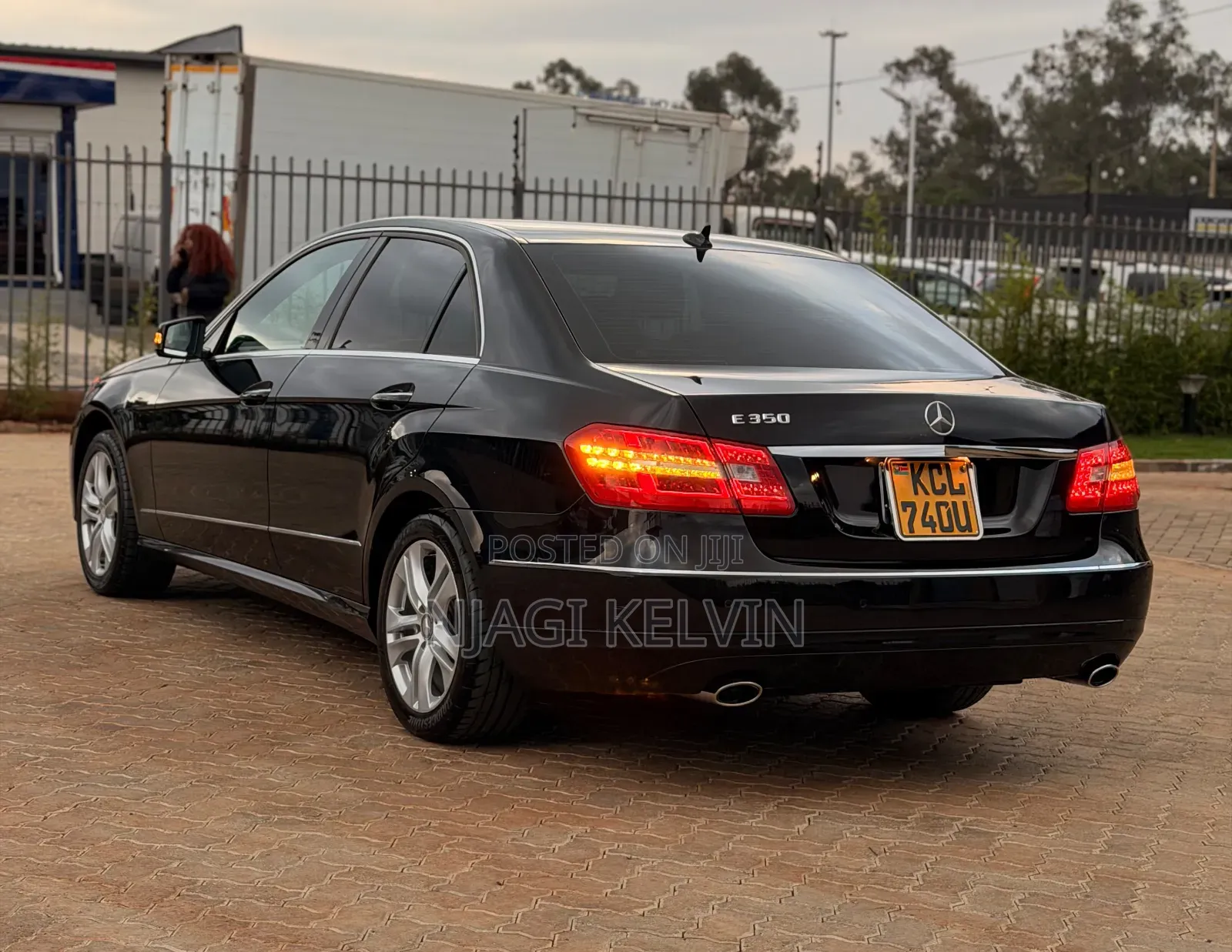 Mercedes-Benz E350 2010 Brown