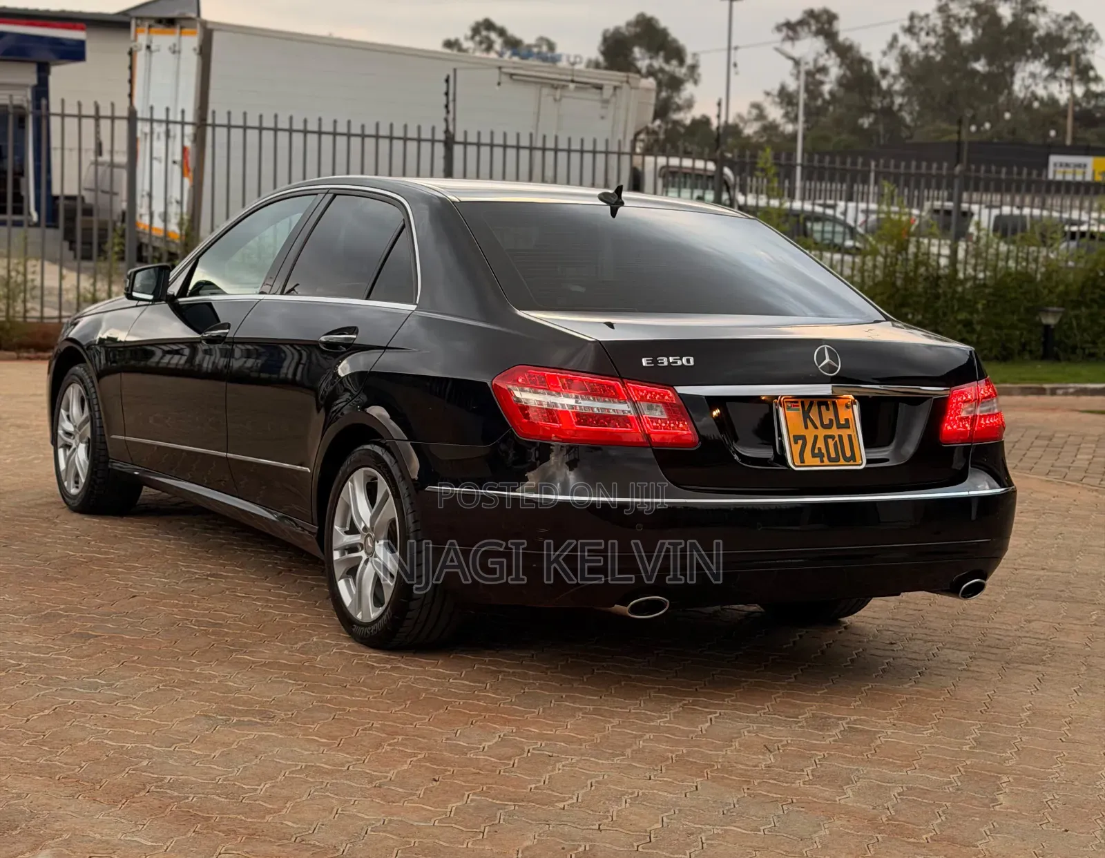 Mercedes-Benz E350 2010 Brown