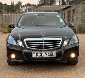 Mercedes-Benz E350 2010 Brown